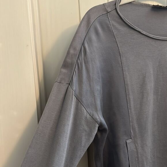 Go Silk Gray Boxy Oversized Long Sleeve Woven Silk and Knit Gray Top, Size XS - Picture 3 of 8